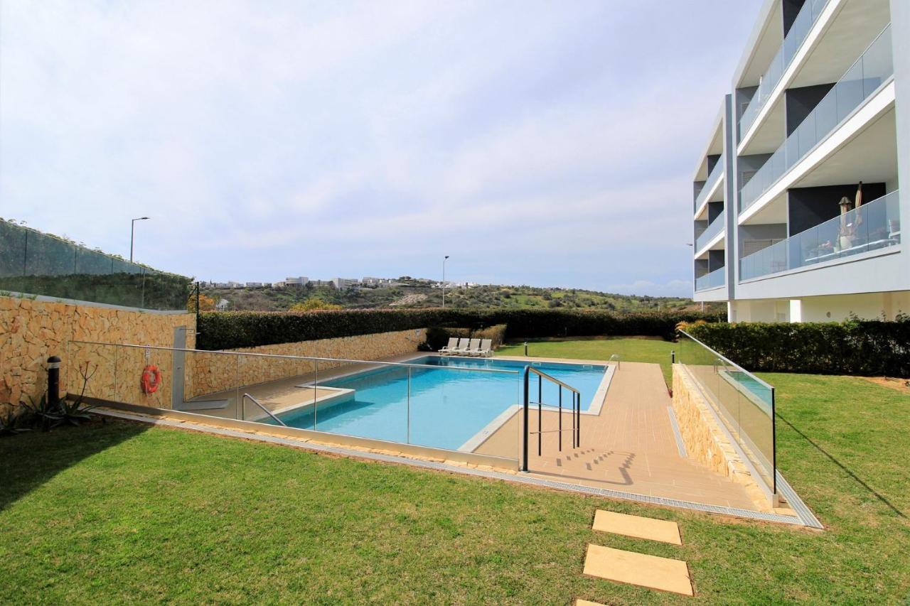 Albufeira Prestige With Pool By Homing Apartment Bagian luar foto