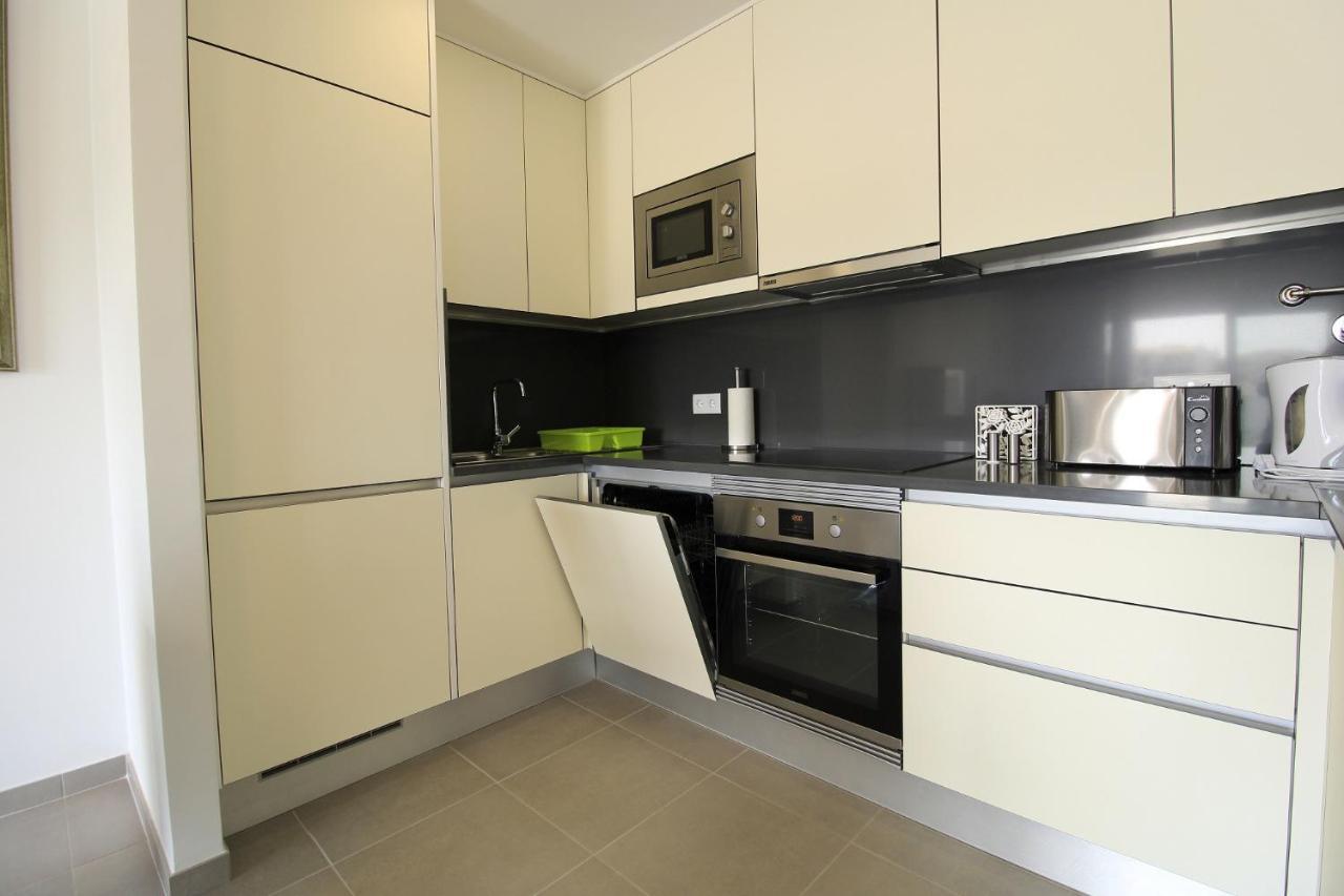 Albufeira Prestige With Pool By Homing Apartment Bagian luar foto